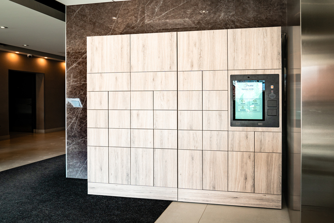 2-Smart Package Lockers