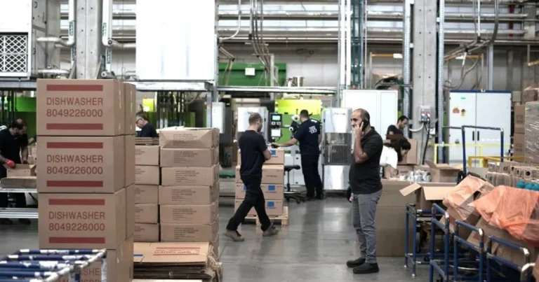 warehouse business without proper managed system